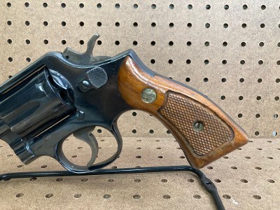 SMITH & WESSON 10-5 .38 SPL - Image 9 of 14