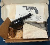 SMITH & WESSON MODEL 36 CHIEF&sbquo;S SPECIAL (DEMO) .38 SPL - Image 1 of 13