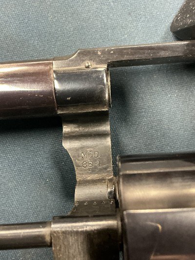 SMITH & WESSON MODEL 36 CHIEF&sbquo;S SPECIAL (DEMO) .38 SPL - Image 4 of 13