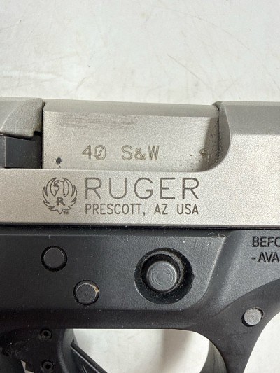 RUGER SR40 .40 S&W - Image 3 of 11
