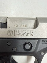RUGER SR40 .40 S&W - Image 3 of 11