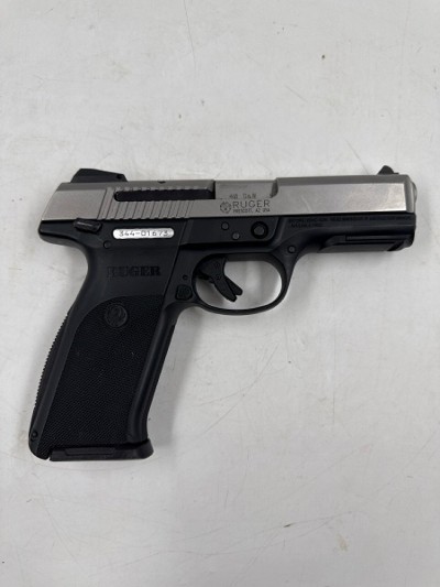 RUGER SR40 .40 S&W - Image 5 of 11