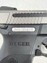 RUGER SR40 .40 S&W - Image 2 of 11