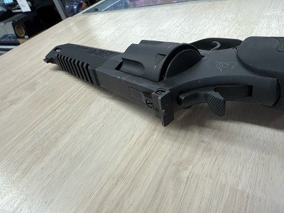 TAURUS RAGING HUNTER(440061RH) .44 MAGNUM - Image 5 of 10