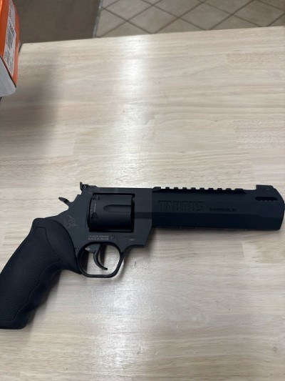 TAURUS RAGING HUNTER(440061RH) .44 MAGNUM - Image 2 of 10