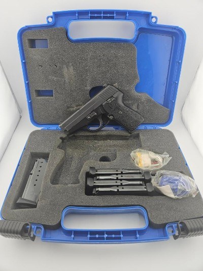 SIG SAUER P239 .357 SIG - Image 5 of 6