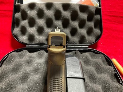 GLOCK G19 GEN 3 (3BWF CUSTOM) 9MM LUGER (9X19 PARA) - Image 3 of 5
