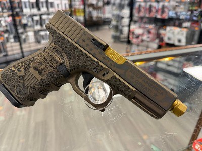 GLOCK G19 GEN3 (TRUMP CUSTOM) 9MM LUGER (9X19 PARA) - Image 16 of 17