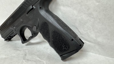TAURUS TS9 9MM LUGER (9x19 PARA) - Image 6 of 13