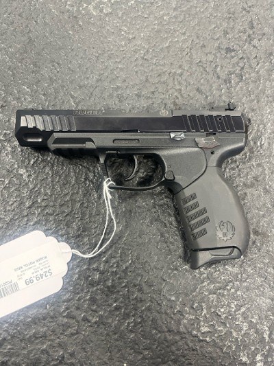 RUGER SR22 .22 LR - Image 1 of 2