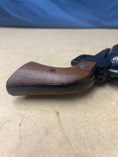 RUGER NEW MODEL SUPER BLACKHAWK .44 MAGNUM - Image 11 of 14