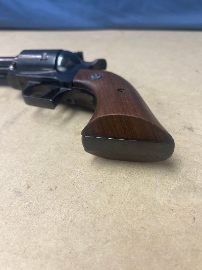 RUGER NEW MODEL SUPER BLACKHAWK .44 MAGNUM - Image 10 of 14