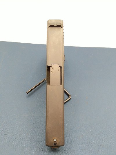 GLOCK 22 .40 S&W - Image 4 of 4