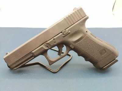 GLOCK 22 .40 S&W - Image 2 of 4