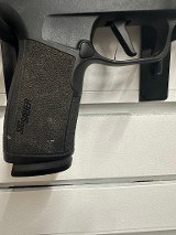 SIG SAUER P365 X-MACRO COMP 9MM LUGER (9x19 PARA) - Image 4 of 5