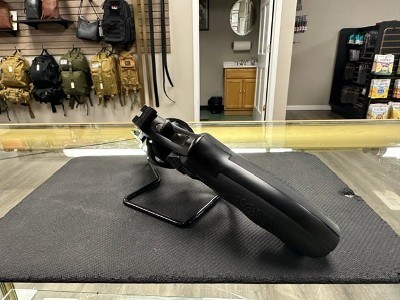 SMITH & WESSON 386 NIGHTGUARD .357 MAG - Image 8 of 10