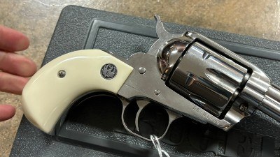 RUGER VAQUERO 45 Colt (Long Colt) - Image 8 of 9