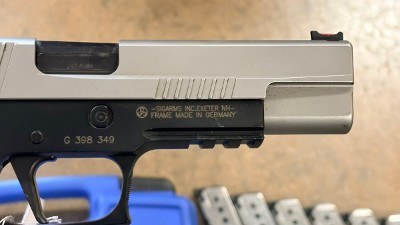 SIG SAUER P220 45 ACP (45 Auto) - Image 6 of 10