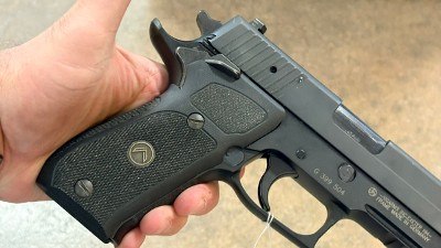 SIG SAUER P220 45 ACP (45 Auto) - Image 8 of 8