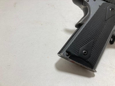 KIMBER 1911 CUSTOM LW .45 ACP - Image 7 of 10