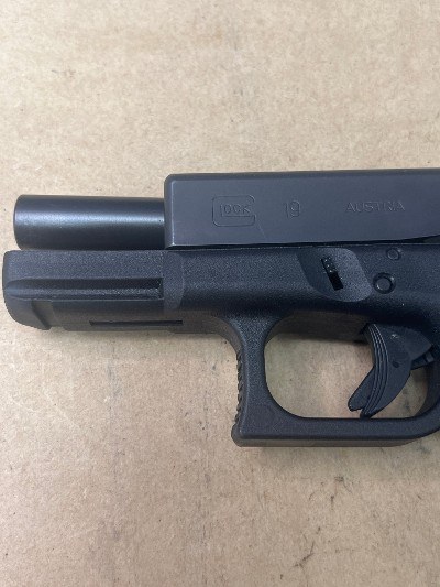 GLOCK 19 GEN 3 9MM LUGER (9x19 PARA) - Image 9 of 15