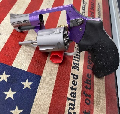 CHARTER ARMS The Lavender Lady .38 SPL - Image 4 of 8
