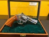 SMITH & WESSON 686 .357 MAG - Image 2 of 11