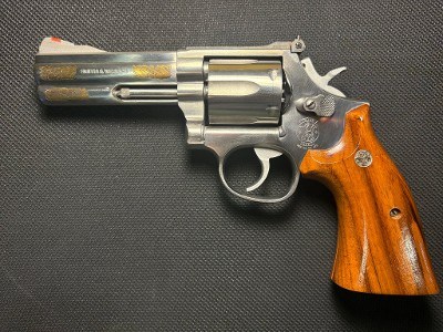 SMITH & WESSON 686 .357 MAG - Image 4 of 11