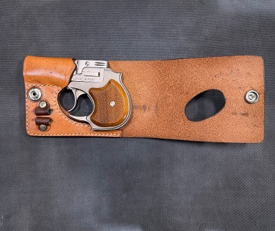 HIGH STANDARD MFG CO DERRINGER .22 LR - Image 1 of 4