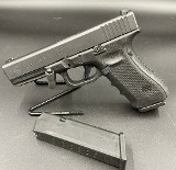 GLOCK 22 GEN4 .40 S&W - Image 1 of 6