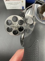 SMITH & WESSON M629-6 .44 MAGNUM - Image 8 of 10