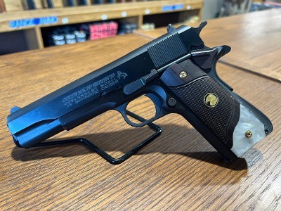 COLT SERIES 70 GOVERNMENT .45 ACP - Image 1 of 4