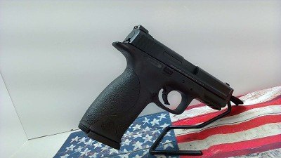 SMITH & WESSON M&P 9 9MM LUGER (9X19 PARA) - Image 4 of 7