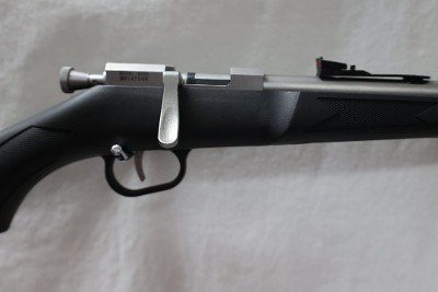 HENRY MINI BOLT .22 LR - Image 3 of 9