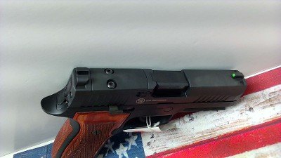 SIG SAUER p320 custom works 9MM LUGER (9x19 PARA) - Image 8 of 9
