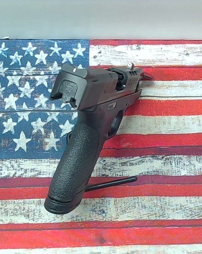 SMITH & WESSON M&P 9 SHIELD PERFORMANCE CENTER 9MM LUGER (9x19 PARA) - Image 8 of 9