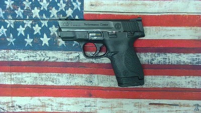 SMITH & WESSON M&P 9 SHIELD PERFORMANCE CENTER 9MM LUGER (9x19 PARA) - Image 2 of 9