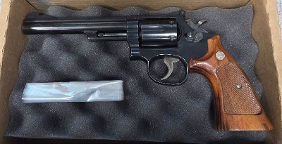 SMITH & WESSON 19-4 .357 MAG - Image 1 of 10
