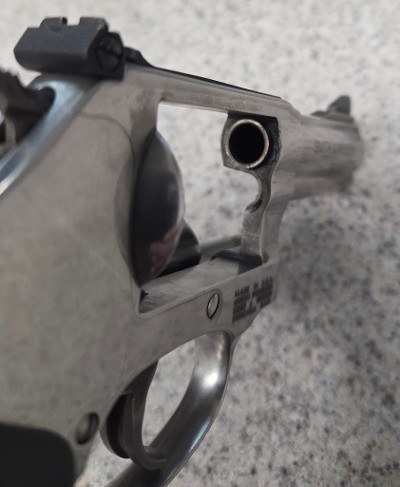 SMITH & WESSON 60 .357 MAG - Image 5 of 9