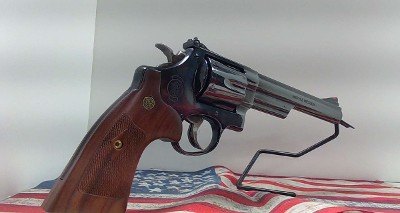 SMITH & WESSON 29-10 .44 MAGNUM - Image 3 of 14