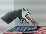 SMITH & WESSON M686-6 .357 MAG - Image 4 of 9