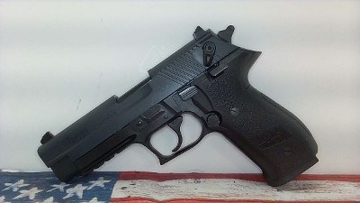 SIG SAUER MOSQUITO .22 LR - Image 9 of 13