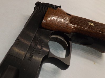 SMITH & WESSON 422 .22 LR - Image 11 of 15
