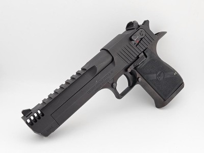 MAGNUM RESEARCH DESERT EAGLE 50 AE (Action Express)