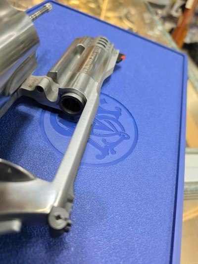 SMITH & WESSON 500 (163504) 500 - Image 3 of 4