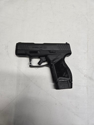 TAURUS GX4 9MM LUGER (9x19 PARA)