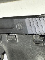 SMITH & WESSON M&P9 SHIELD 9MM LUGER (9x19 PARA) - Image 8 of 10