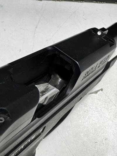 SMITH & WESSON M&P9 SHIELD 9MM LUGER (9x19 PARA) - Image 10 of 10