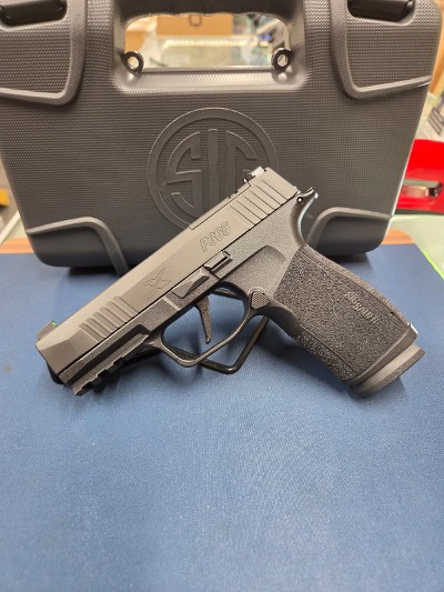 SIG SAUER P365 X-MACRO 9MM LUGER (9X19 PARA) - Image 2 of 3