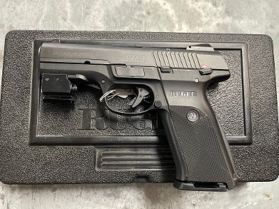 RUGER SR9 9MM LUGER (9x19 PARA) - Image 1 of 6